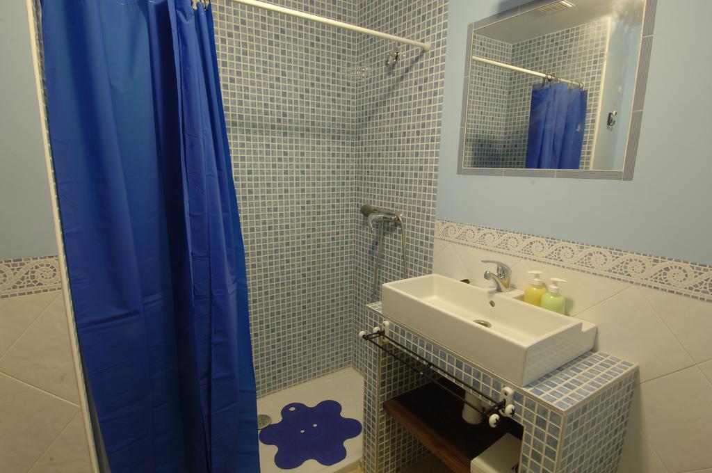 Apartamentos Sierra De Francia Monsagro Ruang foto